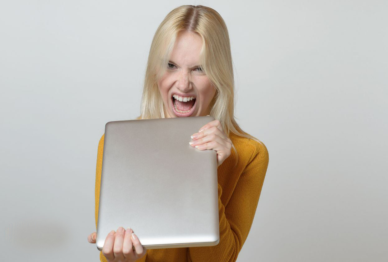 Angry Windows 10 user
